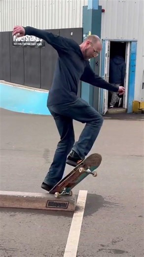 Couple of tricks at Rollersnakes