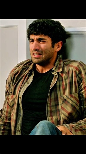 Aashiqui 2 scenes || Sad moment || #aashiqui2 #bollywood #bollywoodsongs #viralvideo #viralshorts