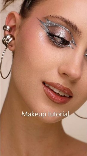 Y2K makeup tutorial #makeup #makeuptutorial #y2k #y2kmakeup #makeupideas #makeuplook #makeupartist
