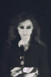 Current Mood Hoda Haddad Between You and I, Oh Night 1979 هدى حداد بيني و بينك يا ليل #hodahaddad #lebanon🇱🇧 #1970s #lebanesemusic #lebanesesinger #levant #music #arabic | Lebanese Fashion History