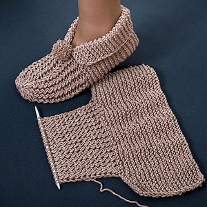 Chaussons tricotés facilement et simplement - même un débutant peut les faire ! | Miarti - Crochet et Tricot