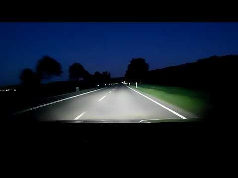 Hyundai i30 LED headlights