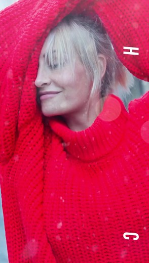 50K views · 2.6K reactions | Ich habe meine Weihnachts-Playlist für euch frisch gemacht! ❤ hört doch mal rein 殺 https://umg.lnk.to/sarahconnor_christmasinmyheart | Sarah Connor | Facebook