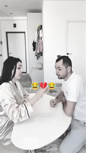 What does 😂💔 mean? Emoji meanings and how people use them