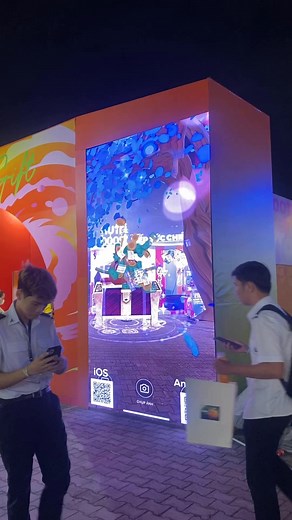 Cơn địa chấn Xense AR đổ bộ tại WeChoice Award 2024 #kamgift #WeYoungFair#xensear | Xense AR - First Real-World Metaverse in Vietnam | Facebook