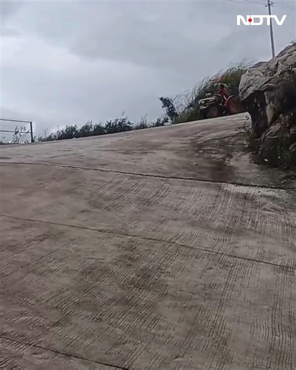 324K views · 499 reactions | Reels turn deadly; 19-year-old dies while attempting a stunt on a tractor | NDTV | Facebook