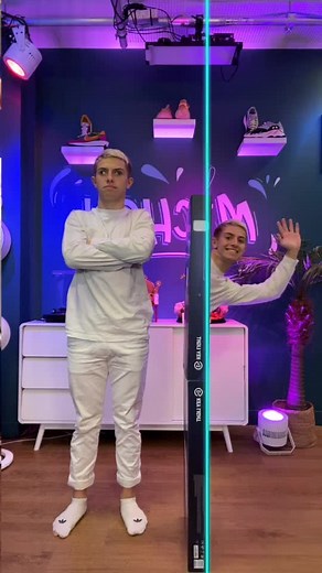 Le Trou dans Ma Chaussette | Michou TikTok