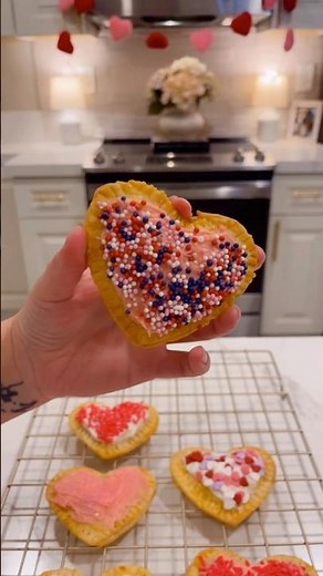 Quick and Easy Homemade Pop-Tarts 🩷 #baking #dessert #recipe #valentinetreats #shortcutsweets