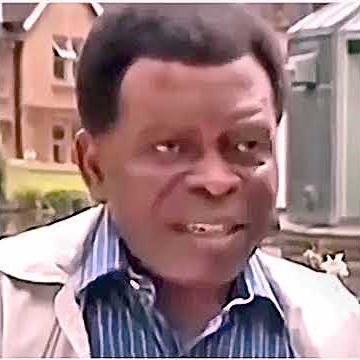 Single Note Pygmy Flute Demonstration Using the Hindewhu Technique from the Ba-Benzélé People