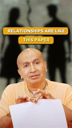 Small misunderstandings may not look dangerous at first. But silence, ego, and avoided conversations slowly weaken a relationship. Unspoken feelings turn into distance, and distance turns into emotional disconnect. Fix issues when they are small. Communication saves what silence destroys. Because once trust breaks completely, rebuilding love is never the same. (relationship advice, communication, trust issues, misunderstandings, emotional connection, healthy relationships, Hare Krishna, Gauranga