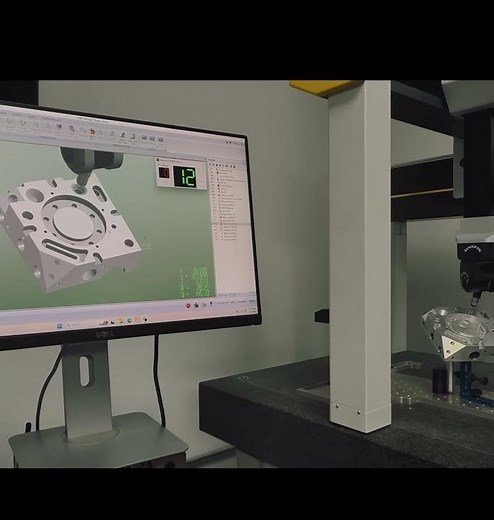 CMM-Manager with Renishaw 5-axis PH-20 probing system. Automatic path planning.