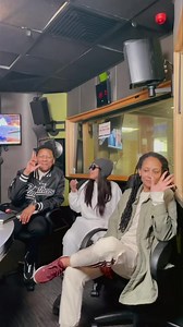 8.7K views · 131 reactions | QUIZ: Are you smarter than a 5th grader? 藍藍藍 The #MiddayLinkUp team took the quiz and LKG won! 藍 | METRO FM | Facebook