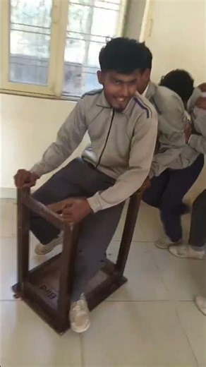 yaar ki train#vk wines#last day of school