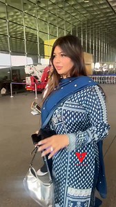 Salman Khan Film Wanted Fame Ayesha Takia With Family Spotted At Airport😍♥️🥰 | Varinder Chawla