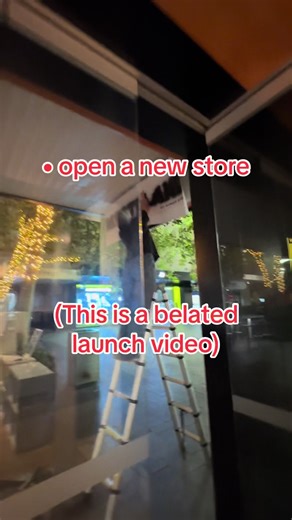 Wasteland just opened in Perth if you didnt know. 🦅 670 Hay St Mall, Perth. 🫡 Vintage, deadstock, accessories all under $40 (mostly). 4 months only. Heres a highly requested BTS .🤠