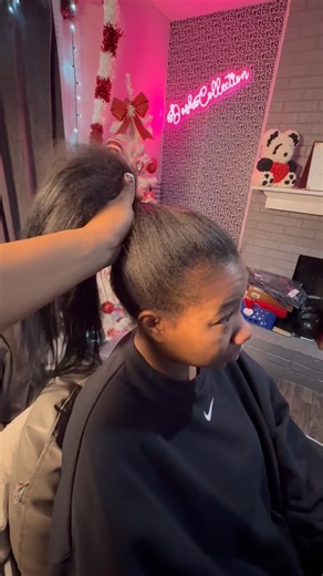 ThaDashCollection on Instagram: "My first time doing a partial sew in 🙂‍↔️ looking forward to doing more of these. Don’t we just love a natural look?! Book w/ThaDashCollection💞"