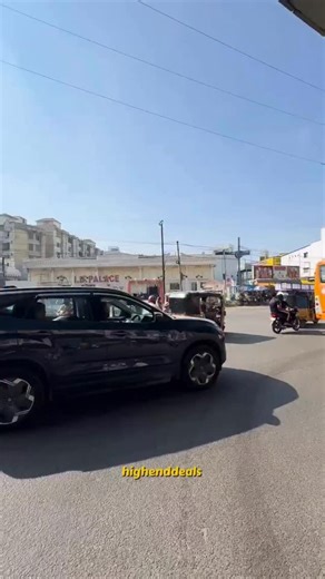 Altaf Hussin on Instagram: "Call 8999919308 or 7709010131 📍 Area Name: Golden Heights Colony, Janachaitanya 🏫 Landmark: Very Near Adams School 🛣️ Location: On Main 50-Feet Road 🏢 BRAND NEW APARTMENT FOR SALE 🔢 Flat No: 303 🛏️ Configuration: 3BHK 📐 Built-up Area: 1840 Sq.ft 🌬️ Fully Ventilated | 3-Side Road Building 🌄 4 Spacious Balconies 🏠 LAYOUT HIGHLIGHTS 🛋️ Extra Large Hall: 16 × 32 ft 🚪 All Bedrooms with Balconies 🚿 3 Modern Washrooms 🏠 PROPERTY DETAILS ✔️ UDS: 38 Sq. Yards 🚗 