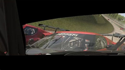 iRacing: 一次强劲的pit，如果是真车的话大概就没命了罢