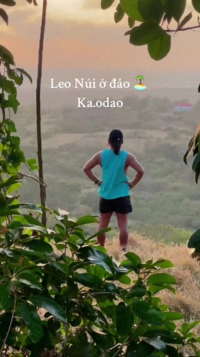 Đi đảo mà chán biển thì lên núi tận hưởng view toàn cảnh nha anh chị #phuquyisland #cuocsongodao #bìnhyên
