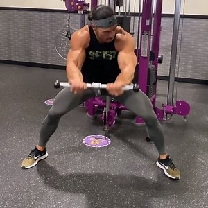 6.4K views · 12 reactions | Want to feel a crazy chest & shoulder pump?! Add this to your next push day. ✨keep the arms tight to the body and sweep under the pec as you come up. Throughout the whole movement you’ll be contracting the chest  The burn is so good!! | Beast Sports Nutrition | Facebook