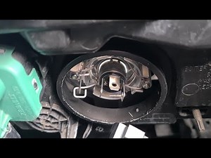 How to change the Headlight Bulbs for Renault Twingo Mark 3 (2014 - present)