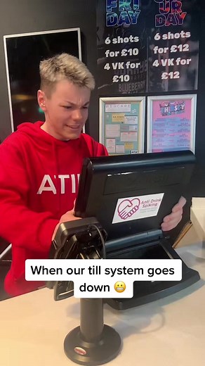 We love you really Zonal and Azetec but come on now 😴 #fyp #atikdartford #dartford #uktiktok #nightclub #rekomlife #rekomuk