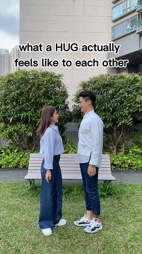 Height Difference Couples: Hugging Tips & Cute Moments