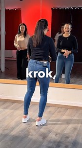 578K views · 6.9K reactions | Bachata je jeden z léků na podzimní únavu  Na chvili nech starosti za dveřmi a nechej se unášet rytmy bachaty a udělej si chvilku pro sebe ❤️ Prostě se uvilni a nic neřeš  Ulož si vodeo, ať ho máš kdykoli po ruce, když si náhodou nevzpomeneš na základní krok  #tanec #dance #latina #bachata #solo #online | BOLDI DANCE CZ | Facebook