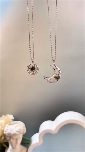 My best friend, this is the best locket to wear.