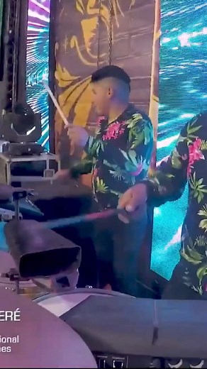 Si no soy de ti , de nadie sere Poder Musical PODER MUSICAL | Poder Musical