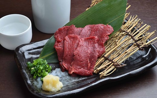 Why Can Animals Eat Raw Meat Without Getting Sick?