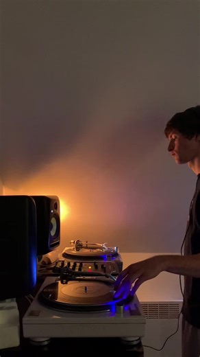 ça discute encore 🗣️🗣️#hardstyle #vinyl #mix #teuf #fyp