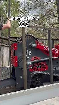 AGT YSRT14 Mini Skid Steer