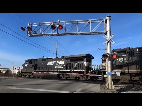 Oakwood Avenue Railroad Crossing, Huntsville, AL