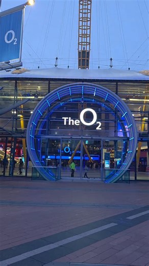 Fr. Matt Michalek on Instagram: "Namiot O2 #o2 #o2arena #dome"