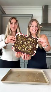 274K views · 1.9K reactions | Healthy chocolate covered strawberry bark  | Calla’s Clean Eats | Facebook