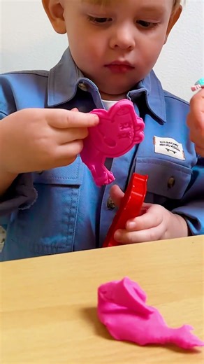 Create Your Own Peppa Pig with Clay! 🎨🐷 #KidsCrafts #Shorts
