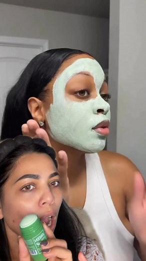 11K views · 34 reactions | #ad #Temu Clean skin just hits different.  I love how this mask stick lifts all the unwanted gunk without drying me out. Get the lightning deal!  Download TEMU APP and search CODE dyn8547 orShop the link: https://app.temu.com/k/pmw4ey3obnp get a lightning deal with qualifying orders! T&Cs apply ⚡Stock is limited, first come first served! #shoptemu #Temufinds #temustyle #beauty #productreview @shoptemu | Kripazlovebug | Facebook