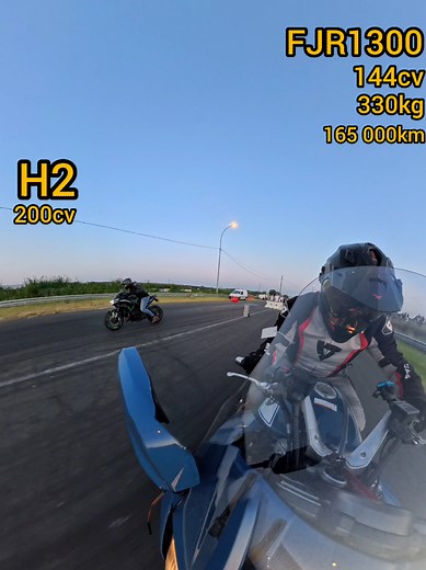 FJR 1300 Ex-gendarmerie: Démonstration sur piste