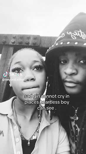 Sad Girl Can't Cry When Heartless Boy Sees