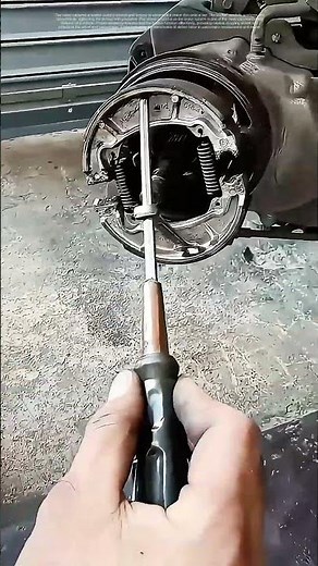 Precision in Motion: Assembling Brake Discs with Skill and Care