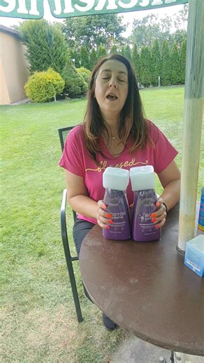 💆‍♀️✨ BOTOKS KERATYNA = WŁOSY JAK PO SALONIE! 🧴 Szampon 1L – oczyszcza, wygładza i wzmacnia włosy 🧴 Odżywka 1L – regeneruje, dodaje blasku i nawilżenia ✅ Efekt wygładzenia jak po profesjonalnym zabiegu ✅ Koniec z puszeniem, łamaniem i matowością ✅ Duże pojemności = piękne włosy na długo! 💬 Raz użyjesz i lustro powie: “WOW, to naprawdę moje włosy?” 😍👇 Szampon cena 25 zł Odzywka cena 25 zł Koszt wysyłki 15 zł Nie wysyłamy za pobraniem | To i Owo - dla Małego i Dużego