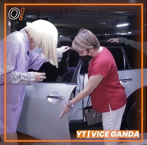 Italian Job movie feels naman ang bagong car ni Tiyang Amy! Ang bongga! Vice Ganda Watch full video here! https://bit.ly/3iEe5ly | Oomph TV