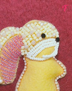 Beaded Easter Brooch: Egg in a Stocking | Tips & Tricks