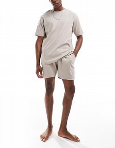 CAPSULE COLLECTION- STRING | ASOS