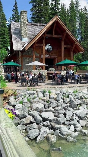 Emerald Lake: A Breathtaking Journey into the Canadian Rockies