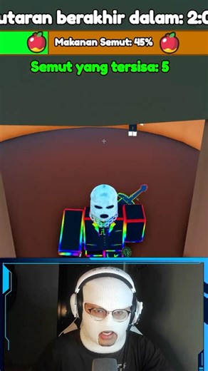 I almost got stepped on by a giant because I was an ant!! #roblox #anomalygaming