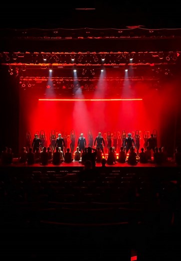 Dynamic Dance Choreography: Heels and Acrobatics