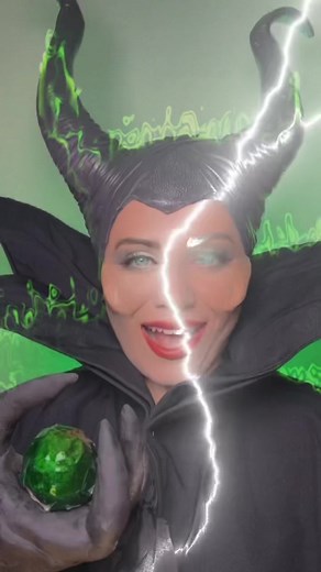 Maleficent Makeup Tutorial for Halloween | Angelina Jolie Inspired Look