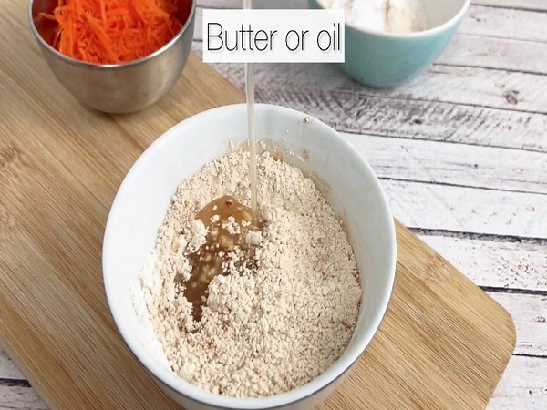 This 2-Minute Carrot Mug Cake Tastes Like Dessert—but Way Healthier